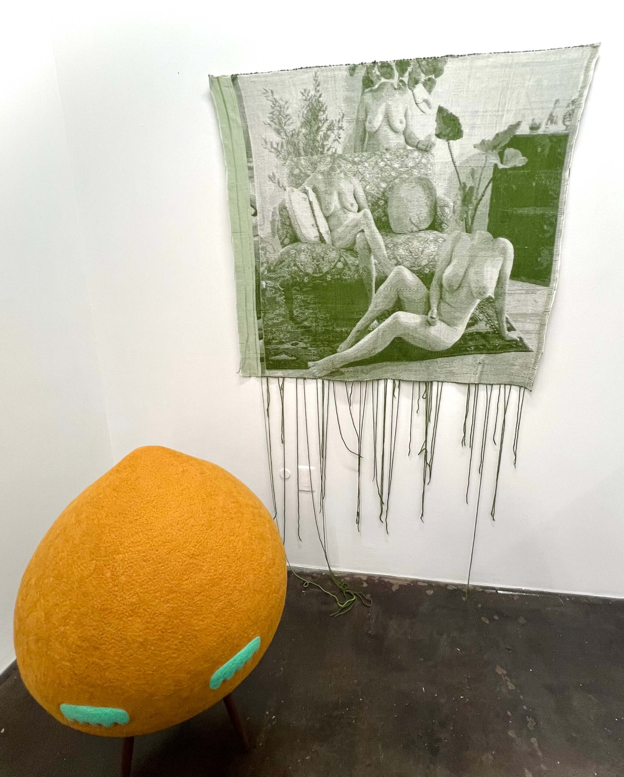 Masako Miki (sculpture) and Mia Weiner, Untitled, 2022 (tapestry). CULT Aimee Friberg, SF. CULT TURNS 10.