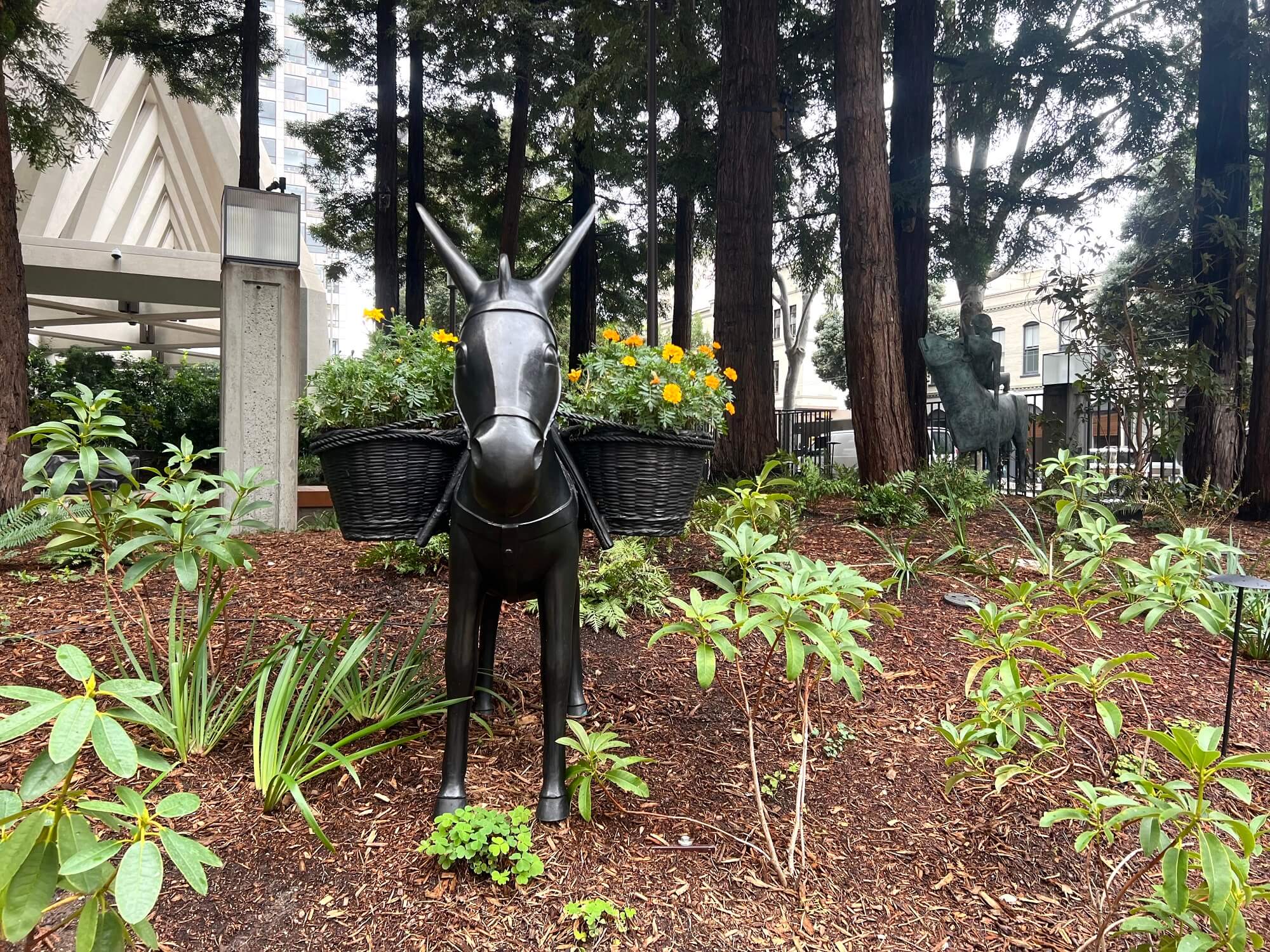 François Xavier Lalanne. Âne Planté, 1990/2002 & Claude Lalanne. L’enlèvement d’Europe, 1990. Les Lalanne at Transamerica Pyramid Center, SF.