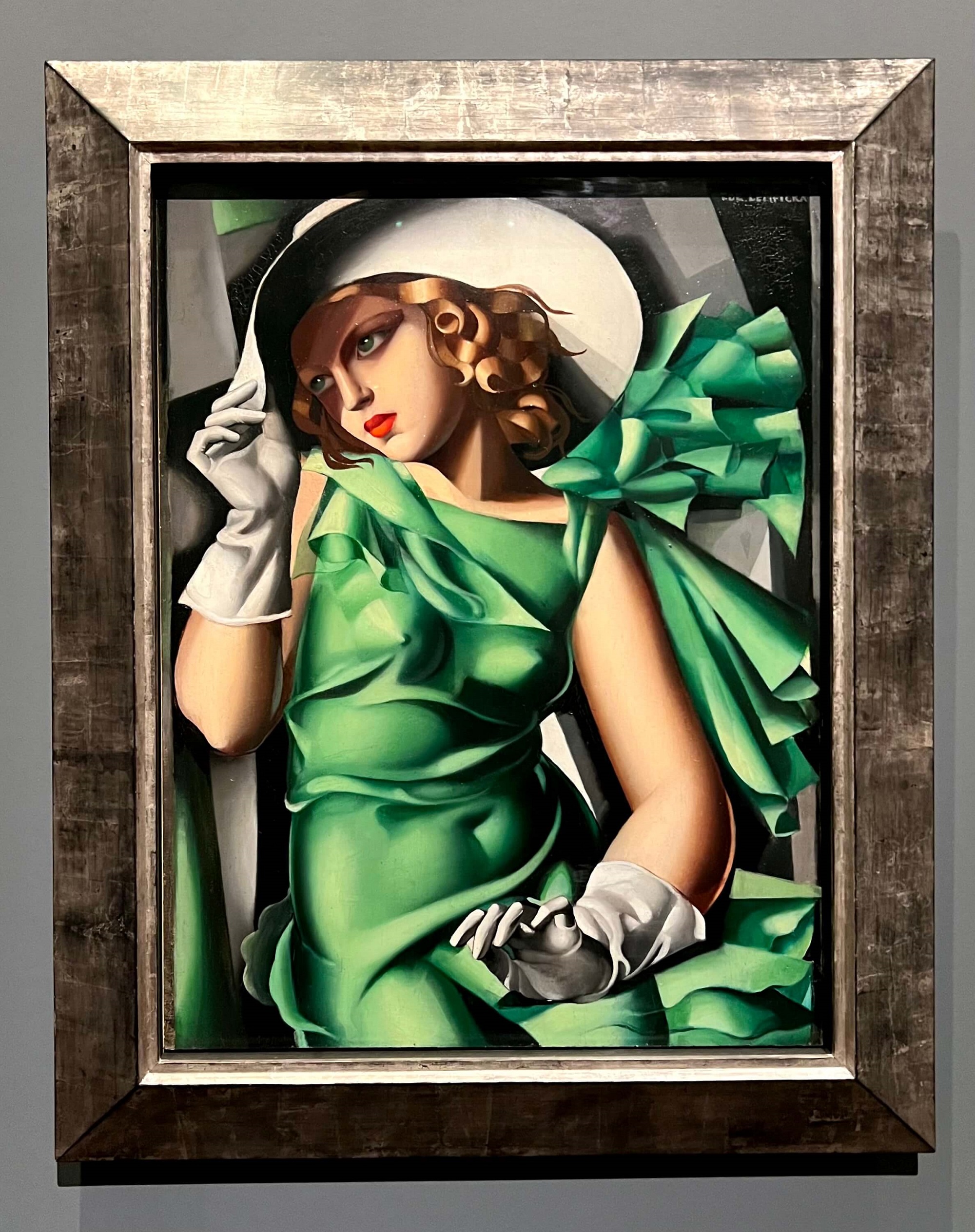 Tamara de Lempicka. Young Girl in Green (Young Girl with Gloves), ca. 1931. de Young Museum, SF.